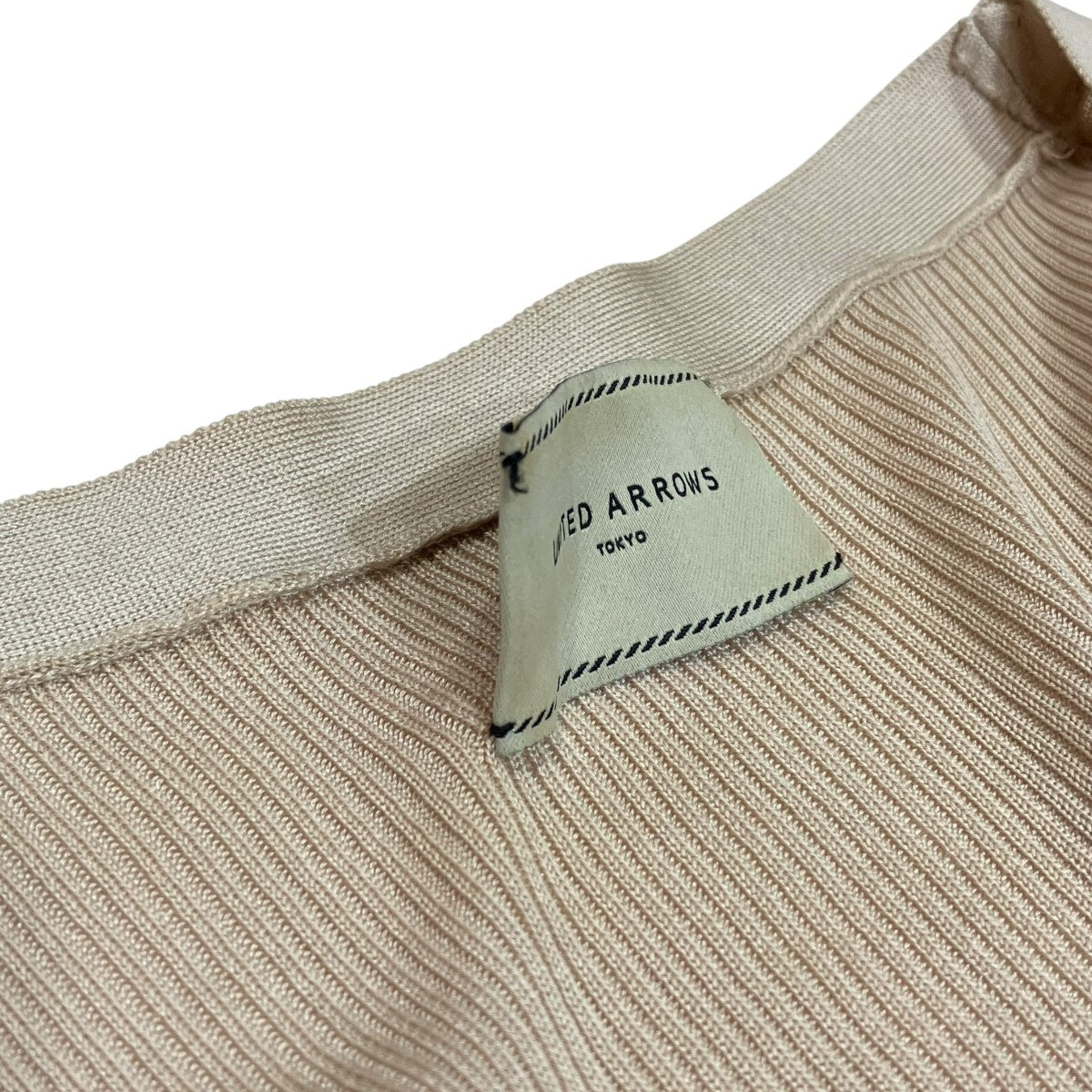 UNITED ARROWS シルクリブVネックカーディガン1528-136-0035 古着・中古-5枚目のアイテム画像