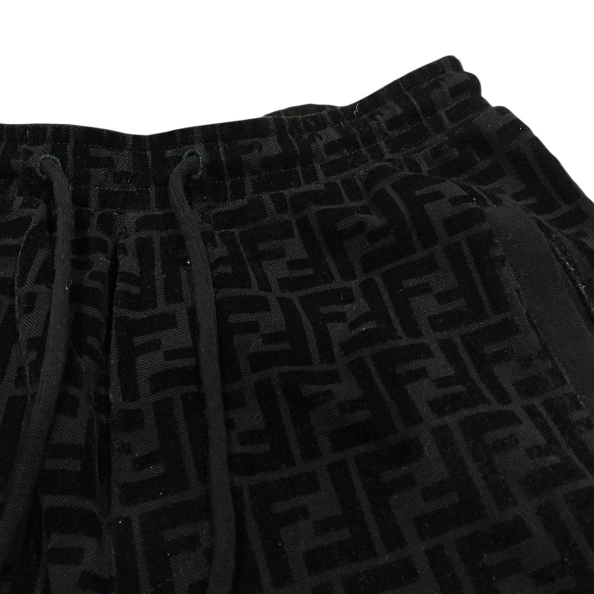FENDI(フェンディ) ズッカロゴハーフパンツFB0689 A7D5 FB0689 A7D5
