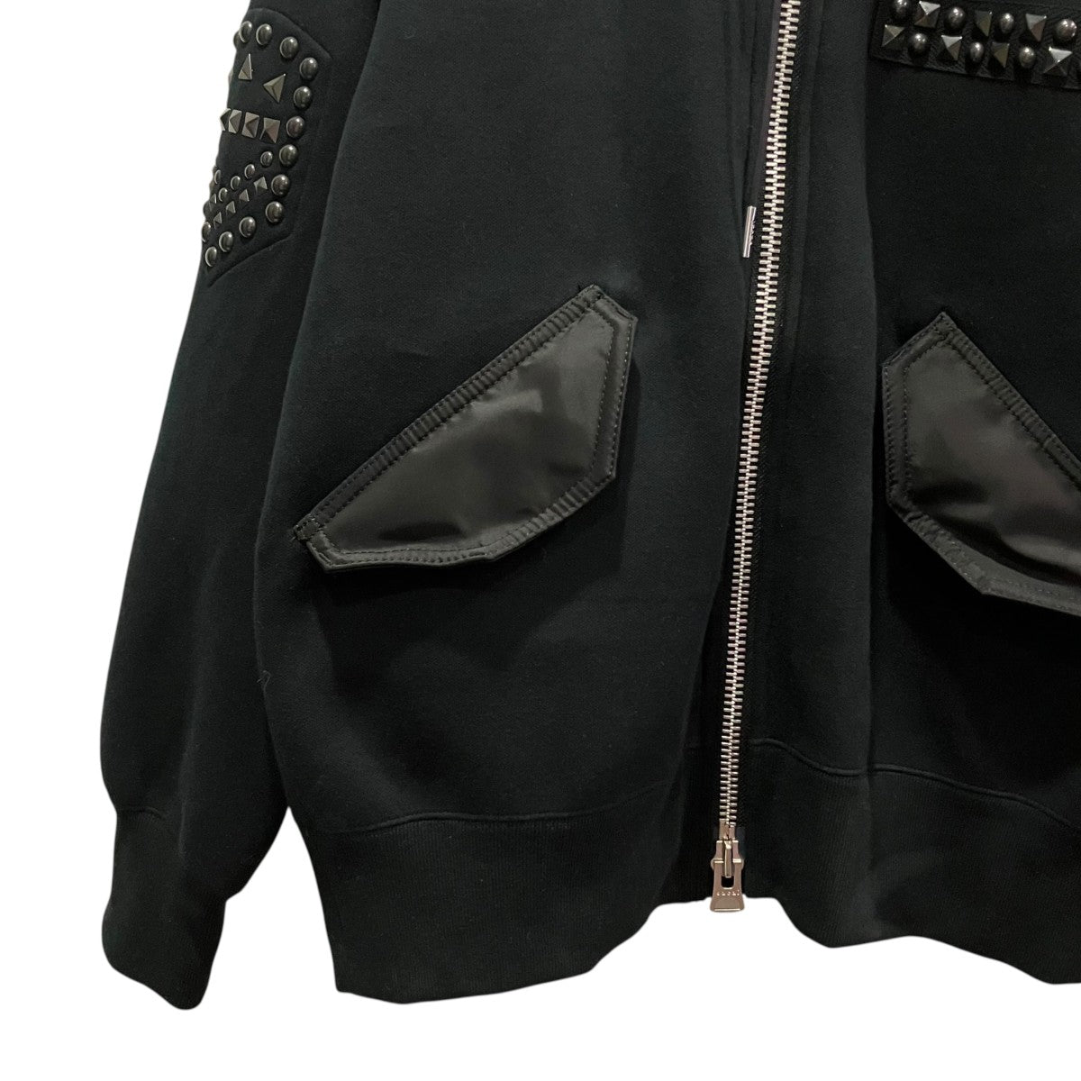 sacai Studded Sponge Sweat Hoodieジップパーカー25-01132S 古着・中古-4枚目のアイテム画像