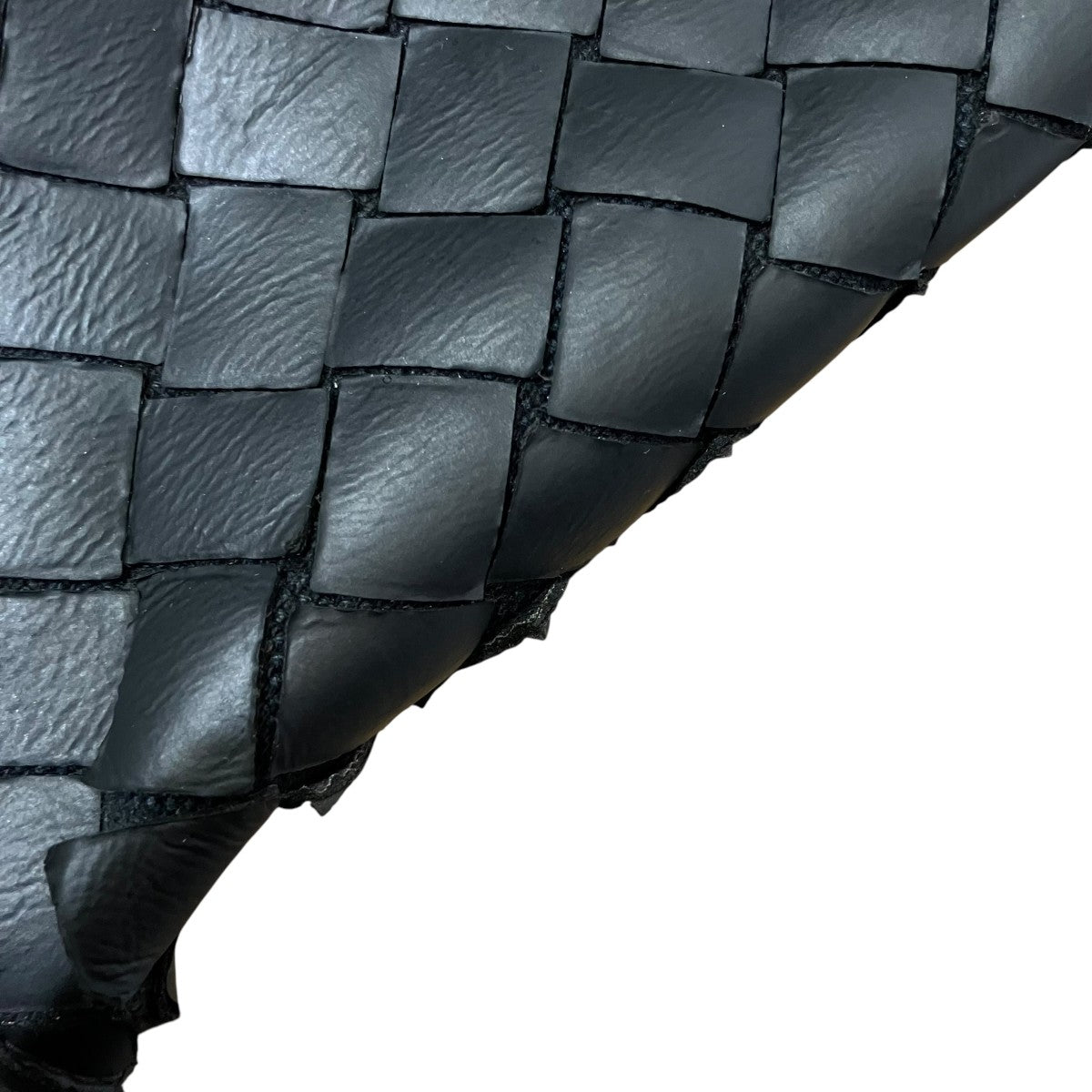 BOTTEGA VENETA(ボッテガヴェネタ) イントレチャートウエストバッグ