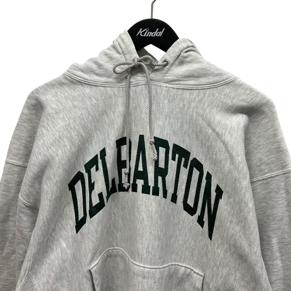 DELBARTONプルオーバーパーカー
