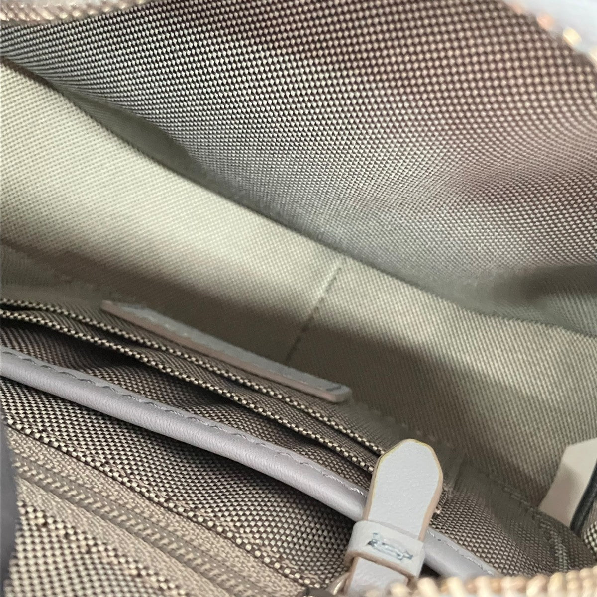 COLE HAAN 編込みショルダーバッグ 古着・中古-4枚目のアイテム画像