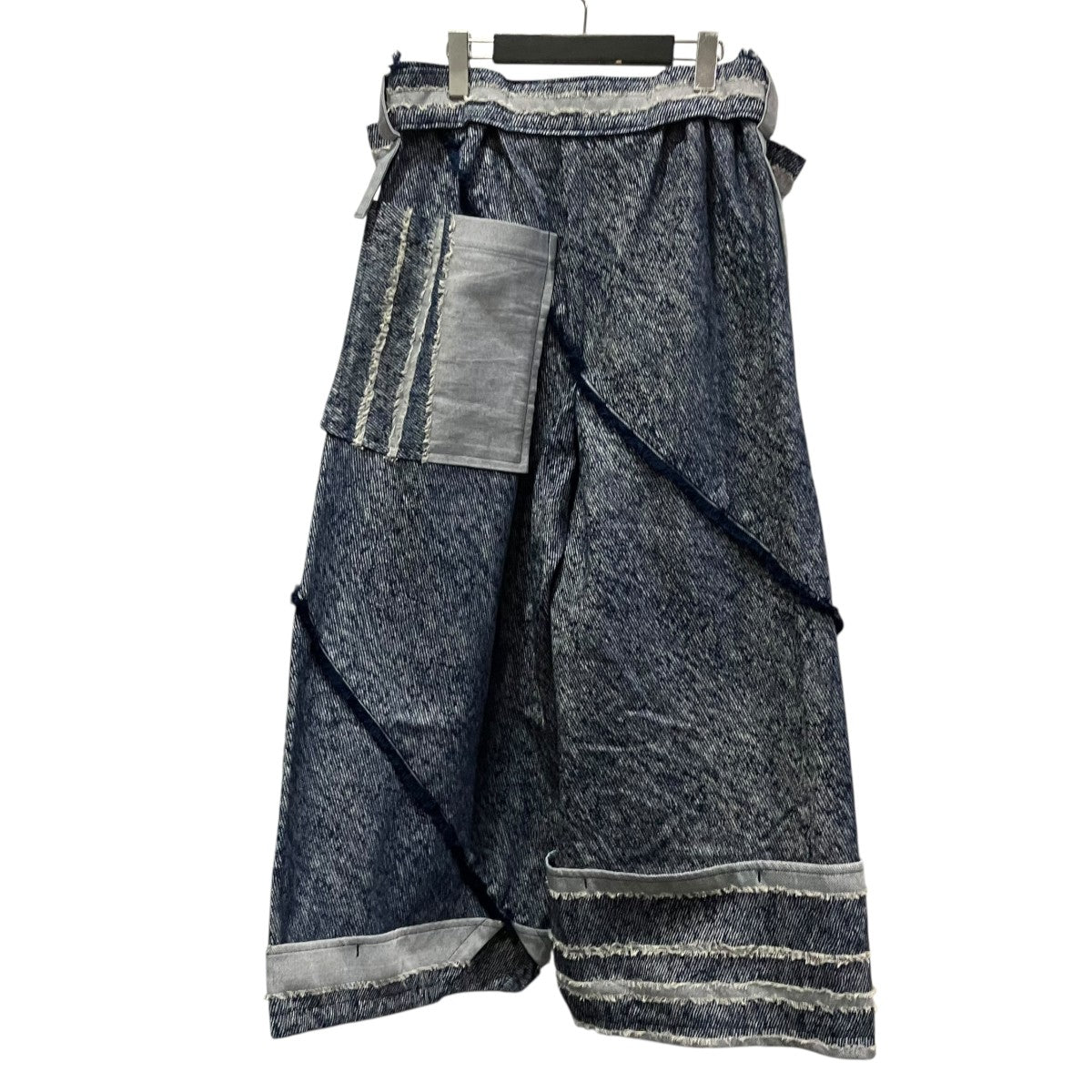 132 5． ISSEY MIYAKE デニムパンツIL23FF343 古着・中古-2枚目のアイテム画像