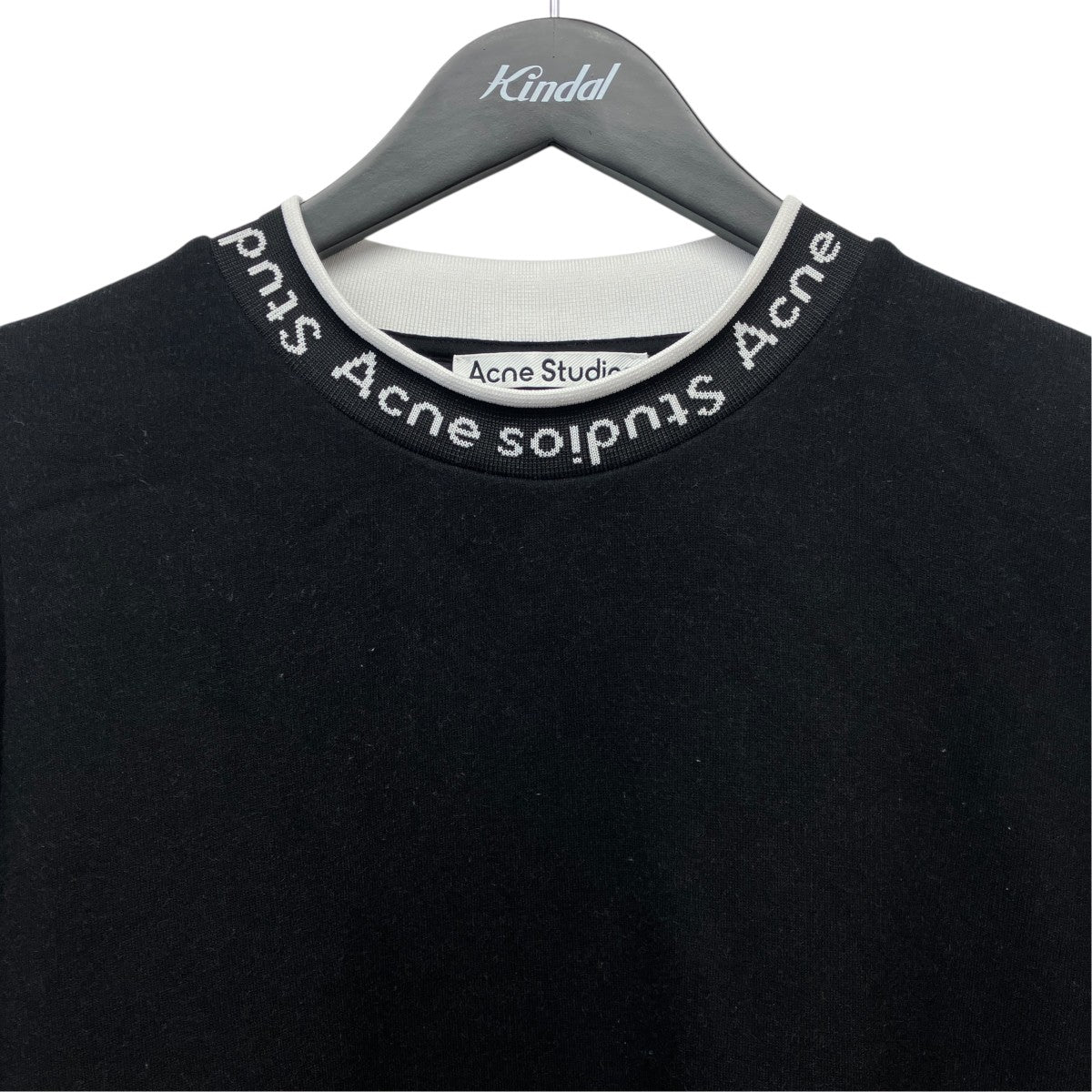 ACNE STUDIOS(アクネストゥディオズ) ネックロゴスウェットFN-MN