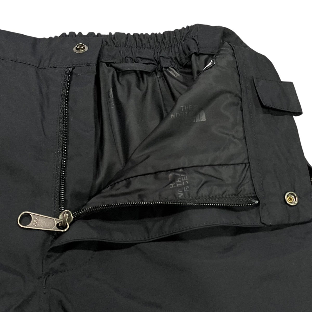 新品未使用THE NORTH FACE スノーパンツ NSJ61906 140 THE NORTH FACE(ザノースフェイス) スノーパンツNSJ61906 NSJ61906