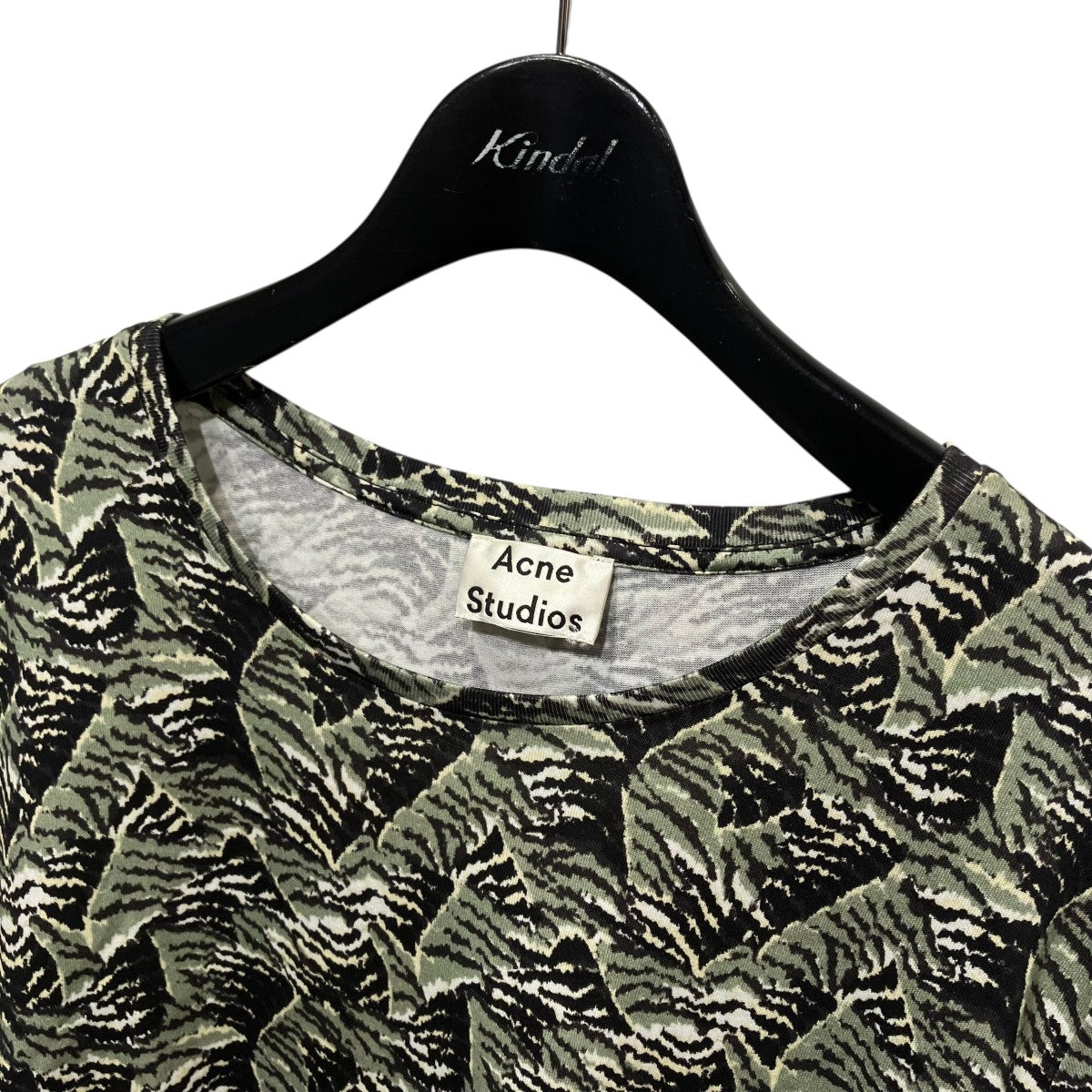 STANDARD WILD総柄Tシャツ