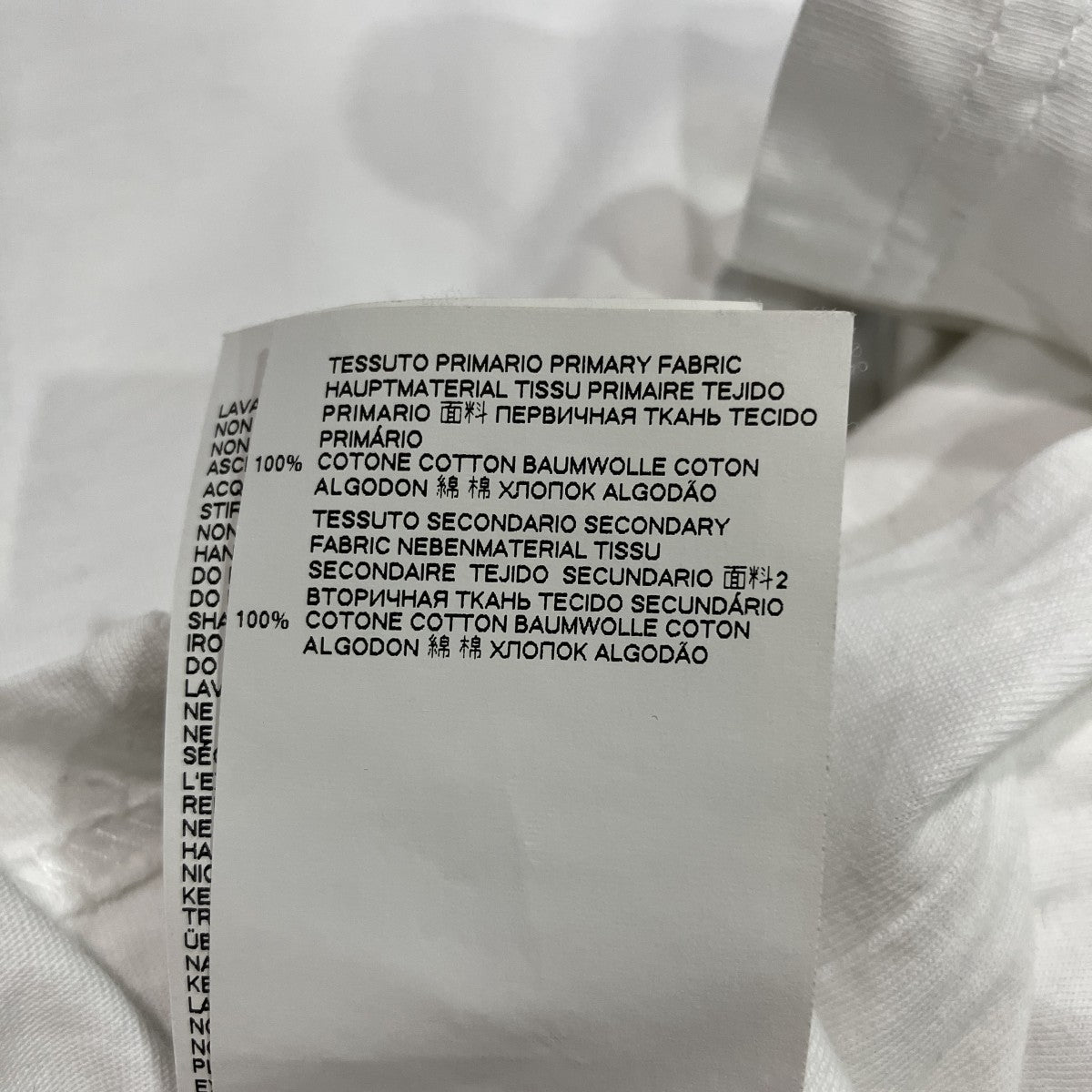 AIDS CharityエイズVネックTシャツS30GJ0007