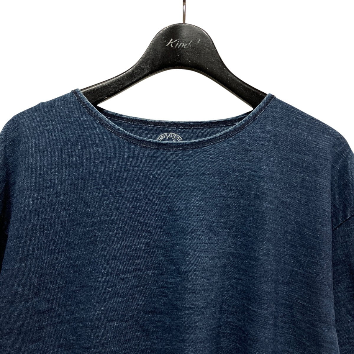 クルーネックTシャツ