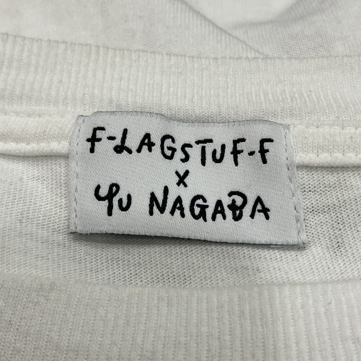 レッド・ホット・チリ・ペッパーズプリントTシャツ