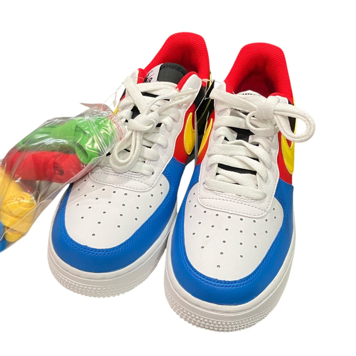 NIKE×UNO AIR FORCE 1スニーカーDC8887-100 古着・中古-1枚目のアイテム画像