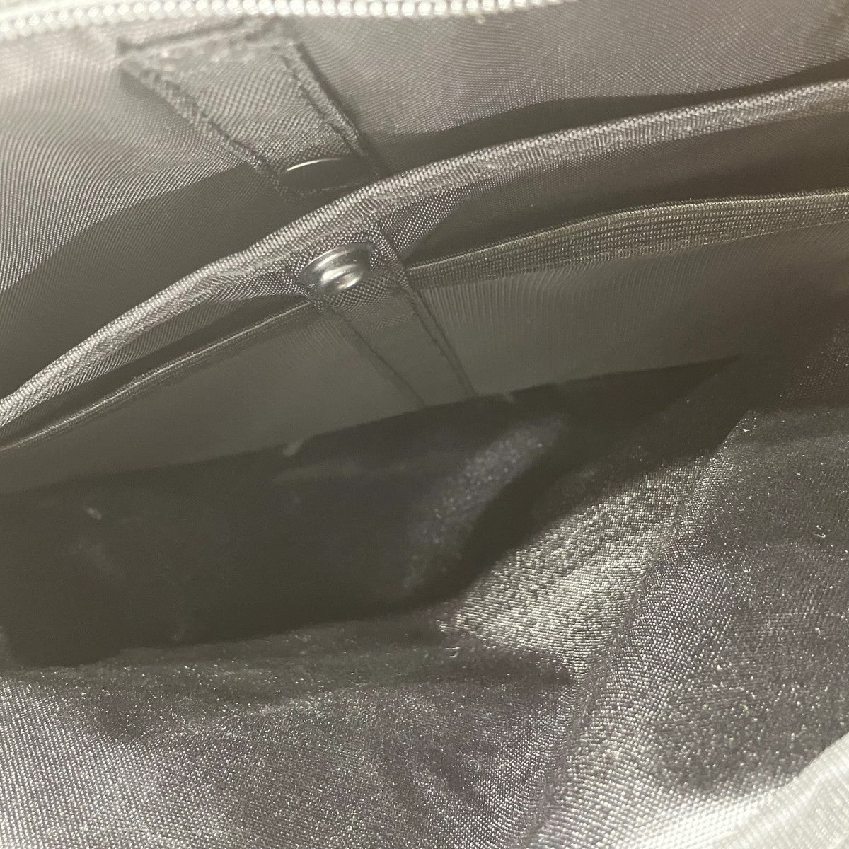 VEG LEATHER METROGLIDE LAPTOP SLEEVEケースMP2032VGLBL