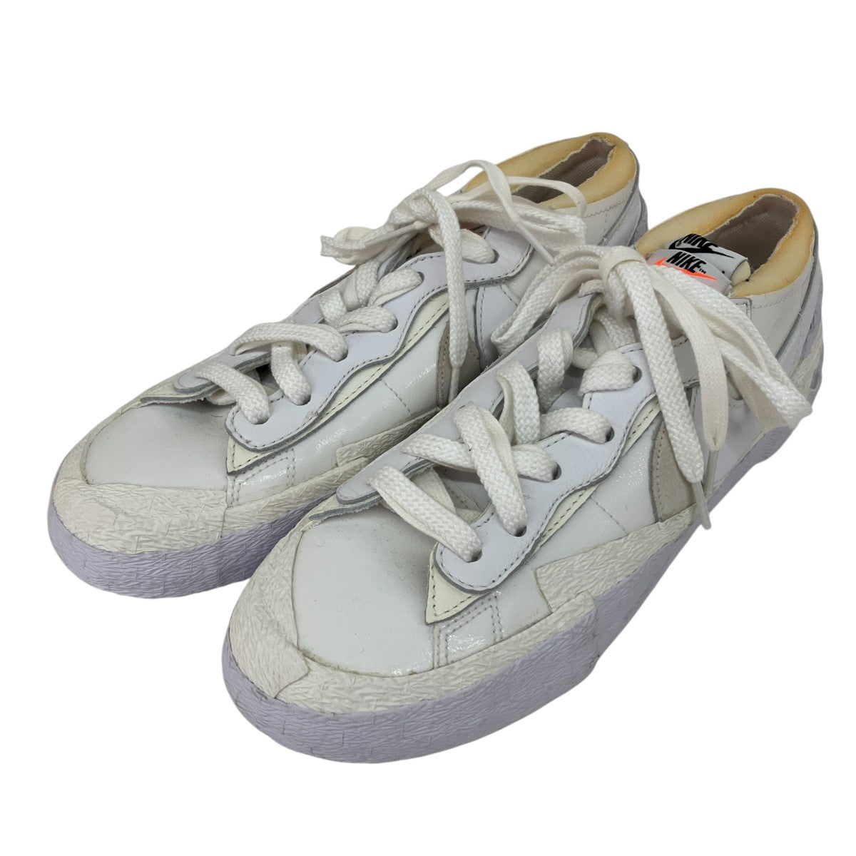 Blazer LowローカットスニーカーDM6443-100