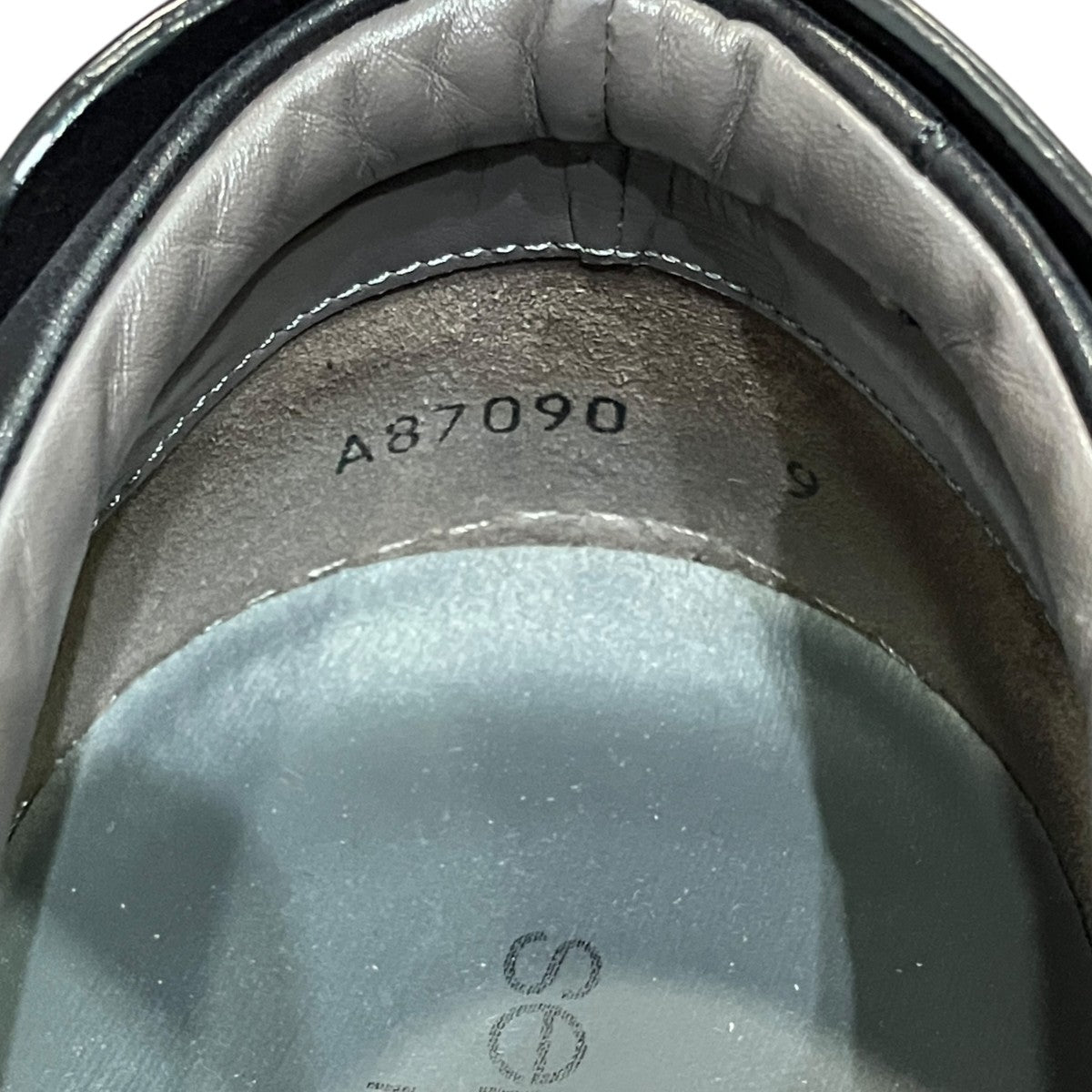 スニーカーA87090