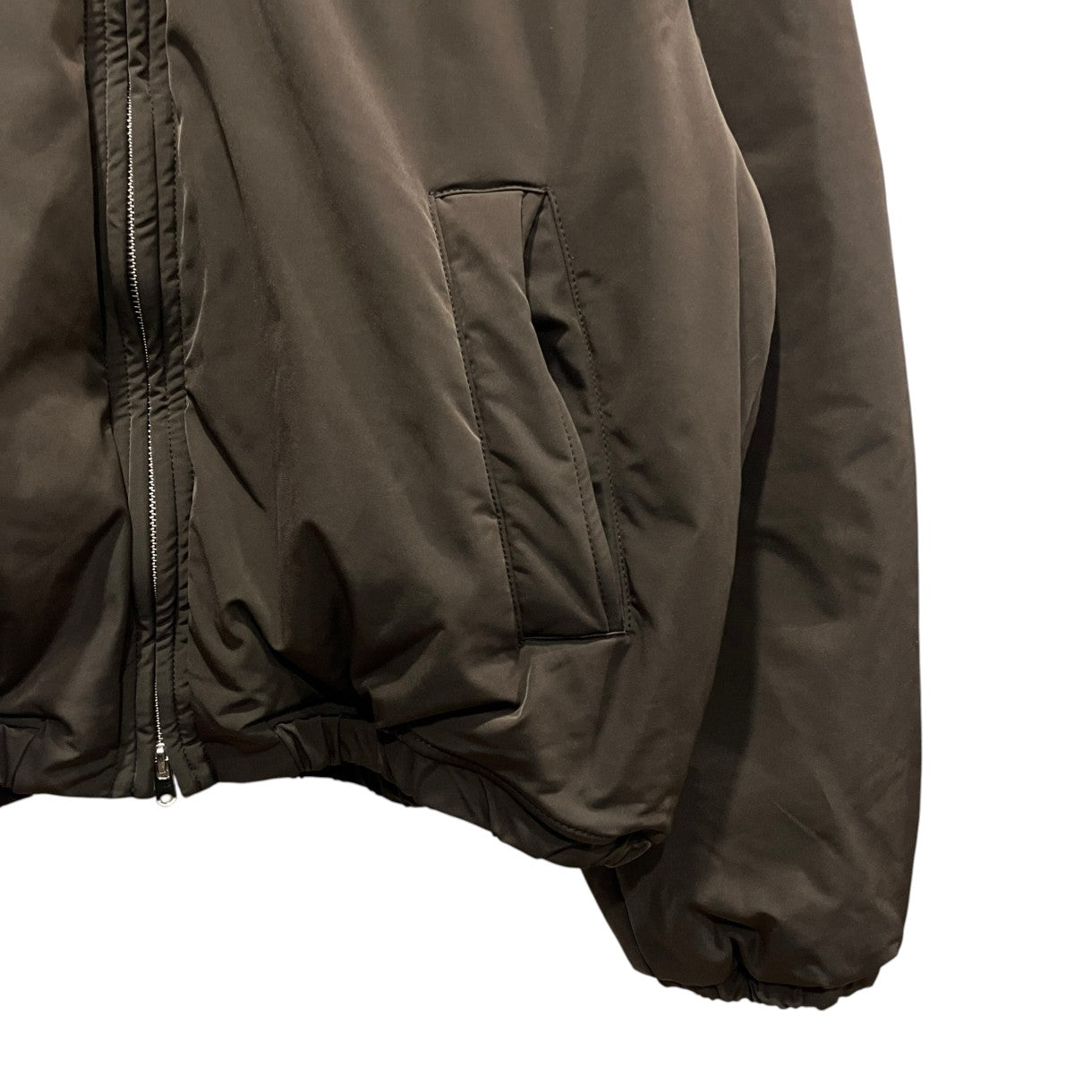 YOKE 26AWPolyester Nylon Microfiber Twill Sculptural Wired Puffer Wide BlousonダウンジャケットYK26FW01352B 古着・中古-5枚目のアイテム画像