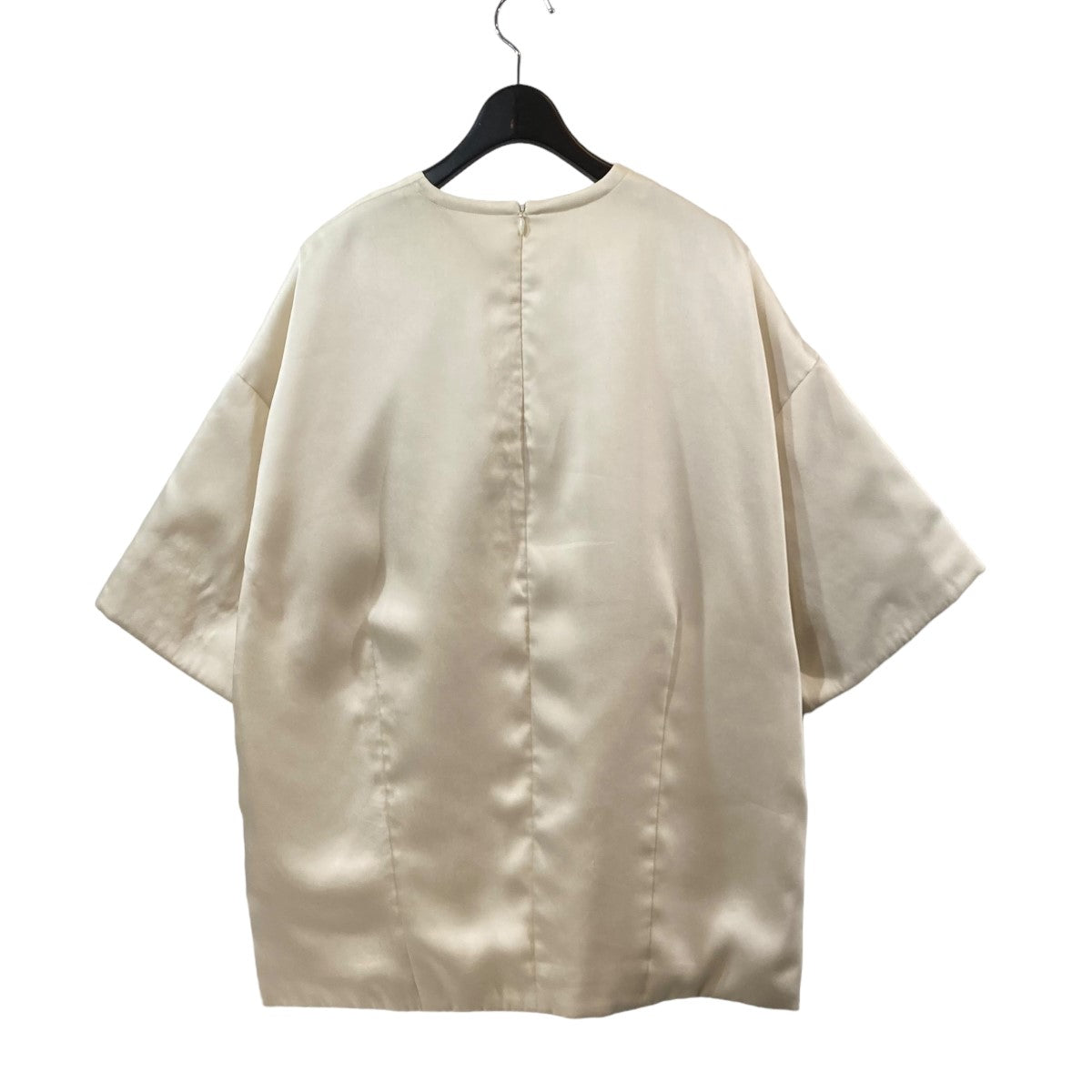 CLANE(クラネ) PADDED SATIN TOPS サテントップス 15122-4162 15122-4162 アイボリー サイズ  S｜【公式】カインドオルオンライン ブランド古着・中古通販【kindal】