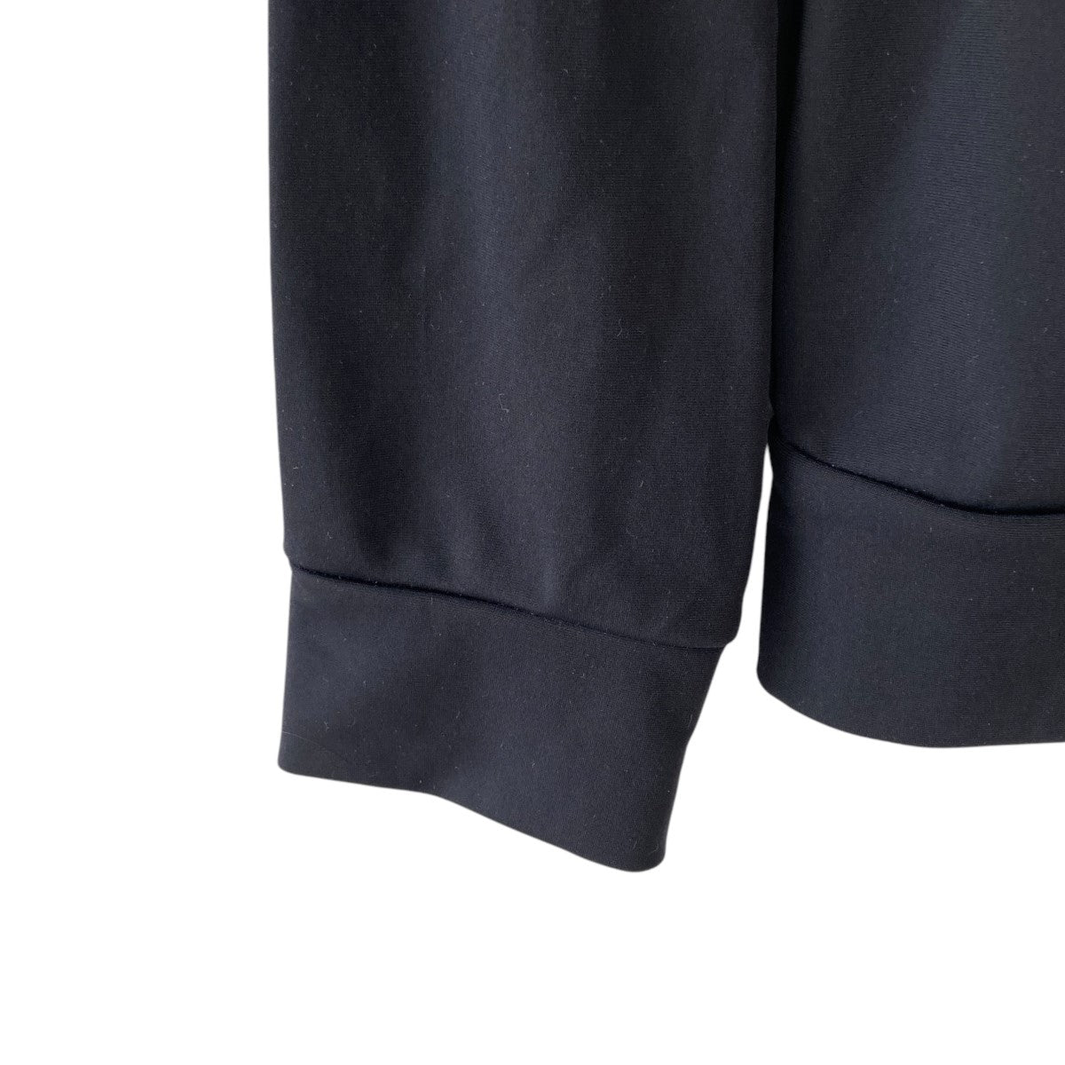 フェンディの20AW ショルダーライン ロゴ クルーネックカットソー FAF598 AECPです。 FENDI トップス 古着・中古アイテム