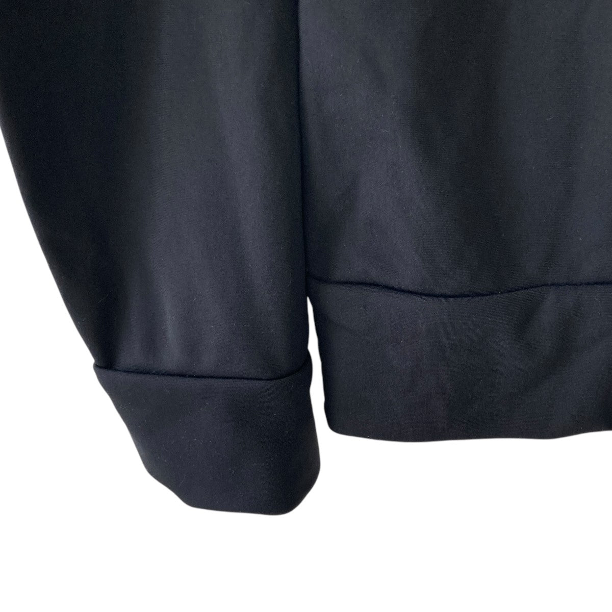 フェンディの20AW ショルダーライン ロゴ クルーネックカットソー FAF598 AECPです。 FENDI トップス 古着・中古アイテム