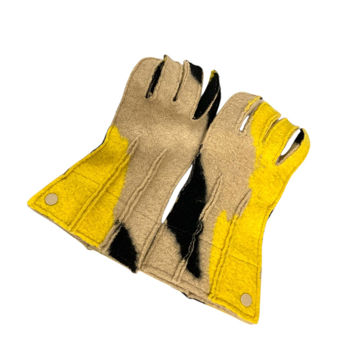 極美品　ISSEY MIYAKE 手袋 グレー/ピンク IM43AF106 極美品 ISSEY MIYAKE 手袋 グレー/ピンク IM43AF106