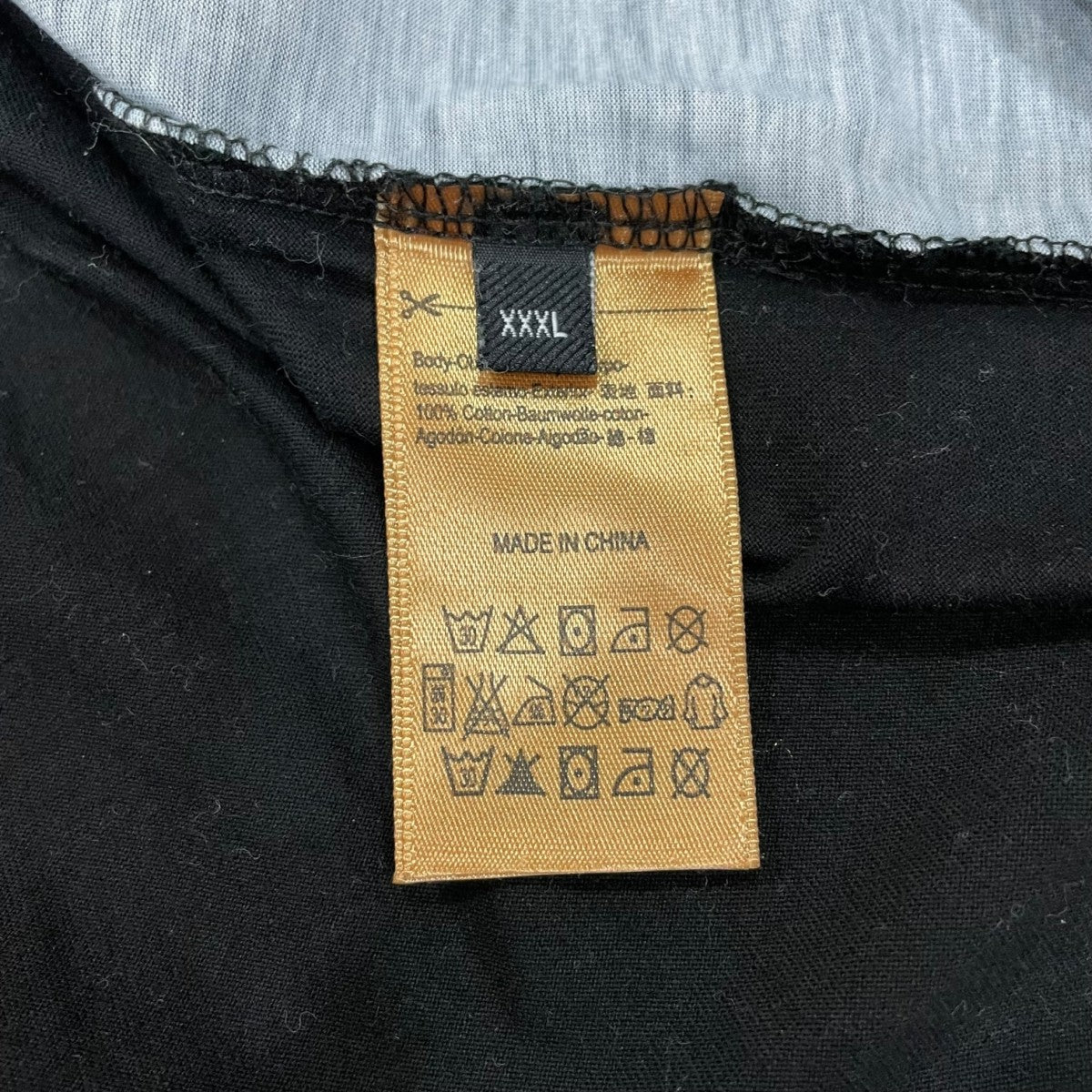 NEIL BARRETT(ニールバレット) グラフィックTシャツ ブラック