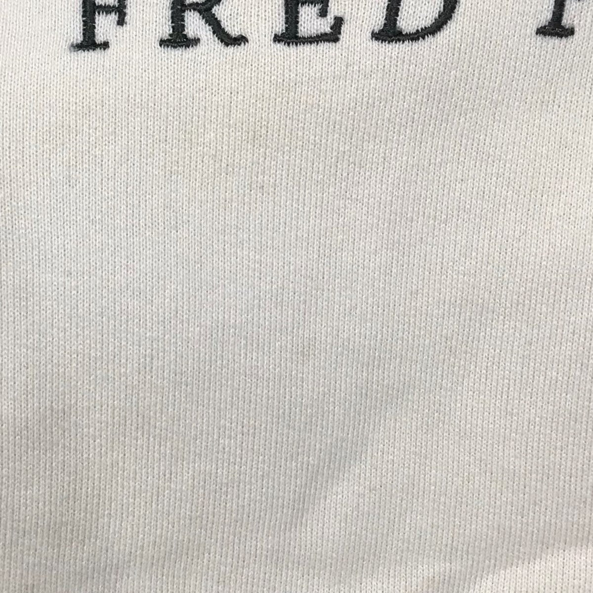 フレッドペリーのロゴ刺繍ハーフジッププルオーバースウェットトレーナーです。 FRED PERRY 古着・中古 トップス アイテム