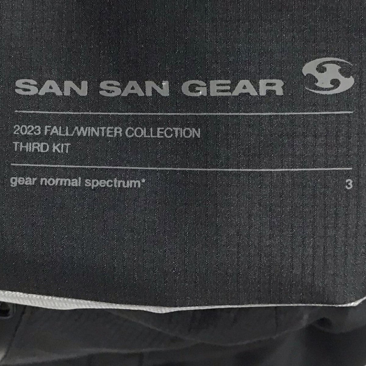 サンサンギアのマウンテンパーカー sprinter jacket スプリンタージャケット SG2303JK05です。 SAN SAN GEAR 古着・中古 アウター アイテム