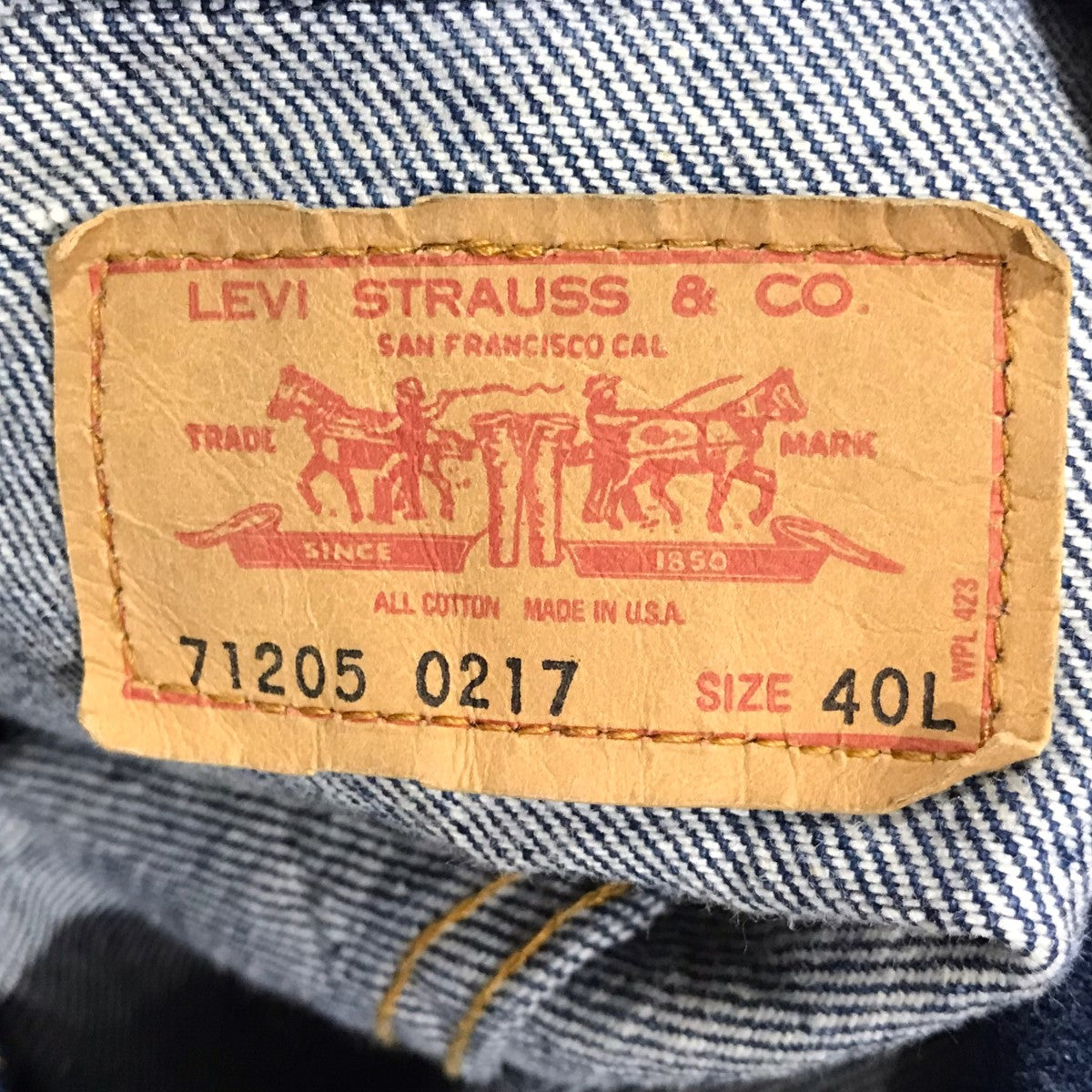 LEVI’S 古着・中古 リーバイスのデニムジャケット 71205-0217です。