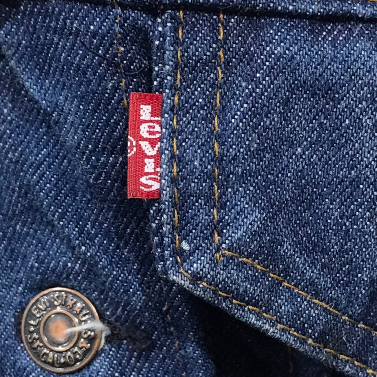 LEVI’S 古着・中古 リーバイスのデニムジャケット 71205-0217です。