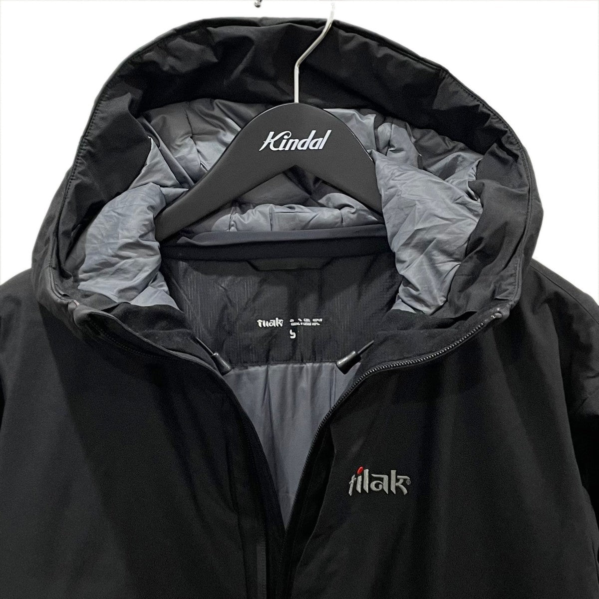 ジップアップフーデッド中綿ジャケット Svalbard Jacket スバルバードジャケット