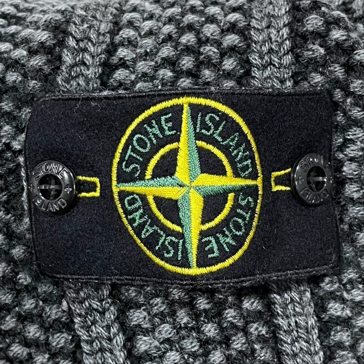STONE ISLAND(ストーンアイランド) ジップアップニット