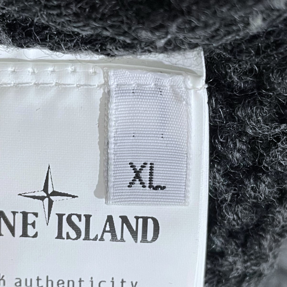 STONE ISLAND(ストーンアイランド) ジップアップニット
