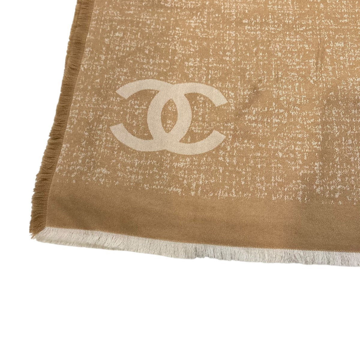 CHANEL(シャネル) 大判ストール ベージュ｜【公式】カインドオル