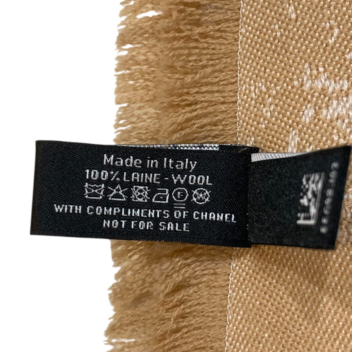 CHANEL(シャネル) 大判ストール ベージュ｜【公式】カインドオル