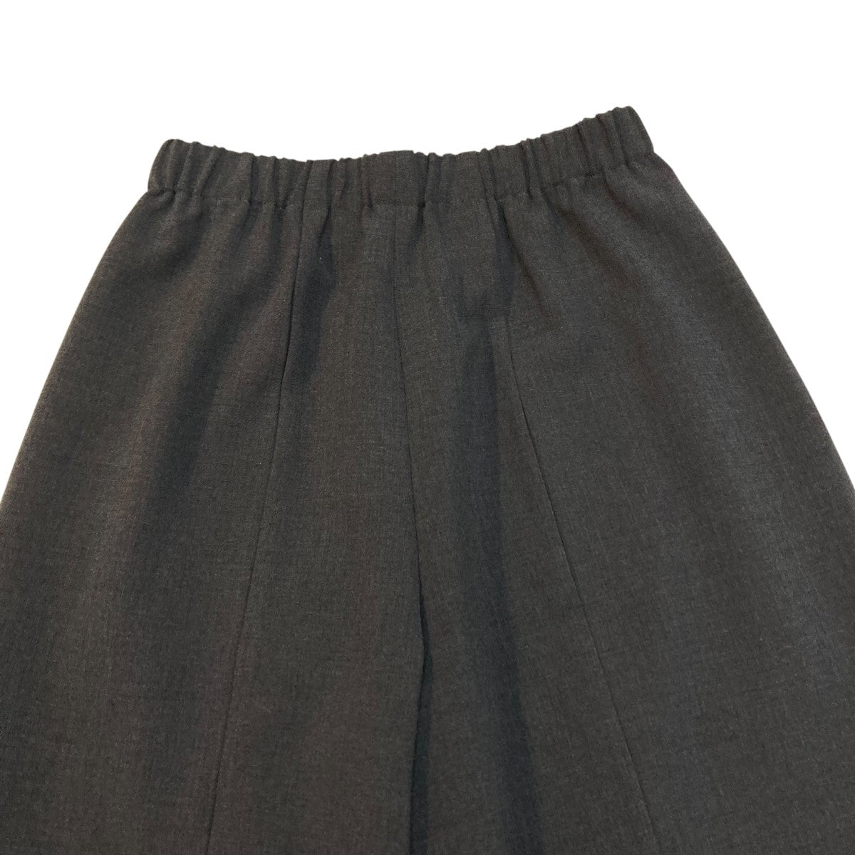 ほぼ未使用　ENFOLD ストレッチ パンツ　36 ENFOLD(エンフォルド) 2023 JOGGER PANTS フェイクレザー