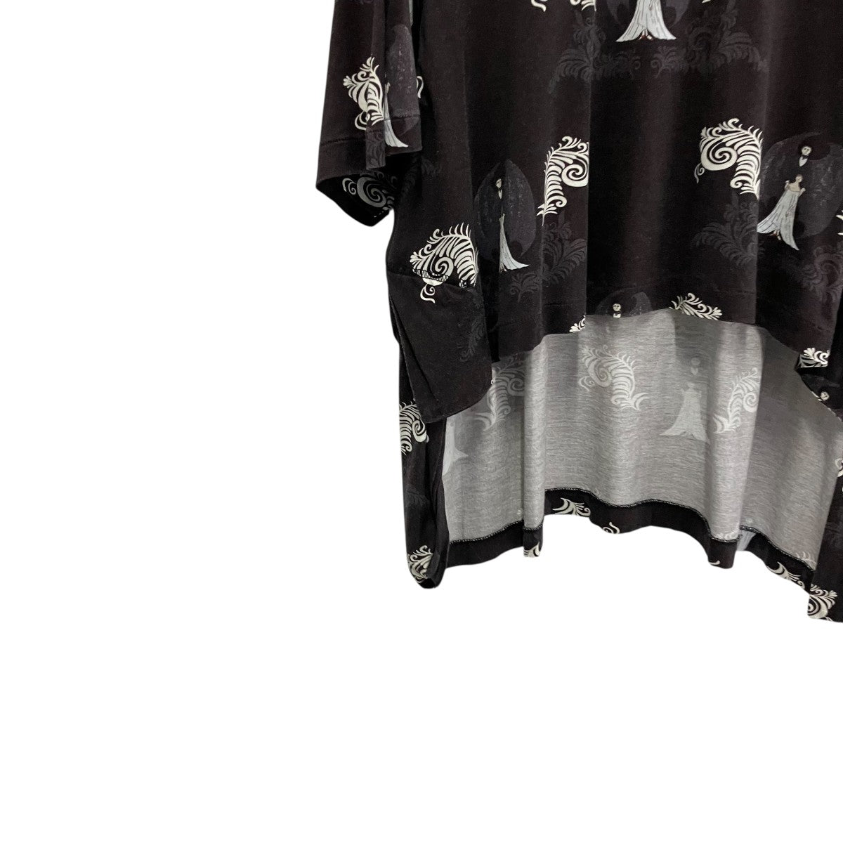 UNDERCOVER TシャツUCY1805-1 古着・中古-4枚目のアイテム画像
