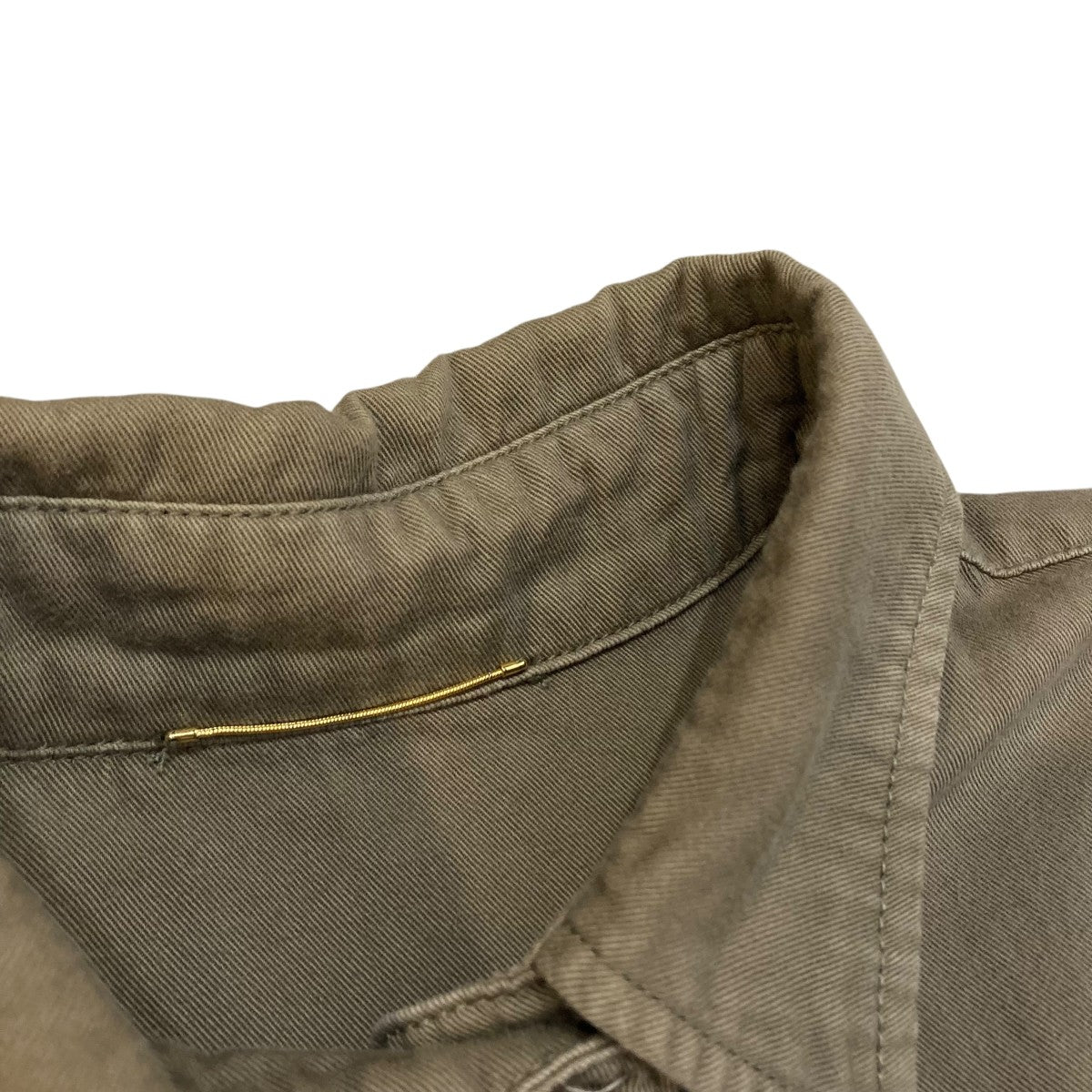 ドゥーズィエムクラス Deuxieme Classe badass レギュラーカラーシャツ 23-050-500-7050-1-0 オリーブ サイズ： Deuxieme Classe(ドゥーズィエムクラス) badassレギュラーカラー