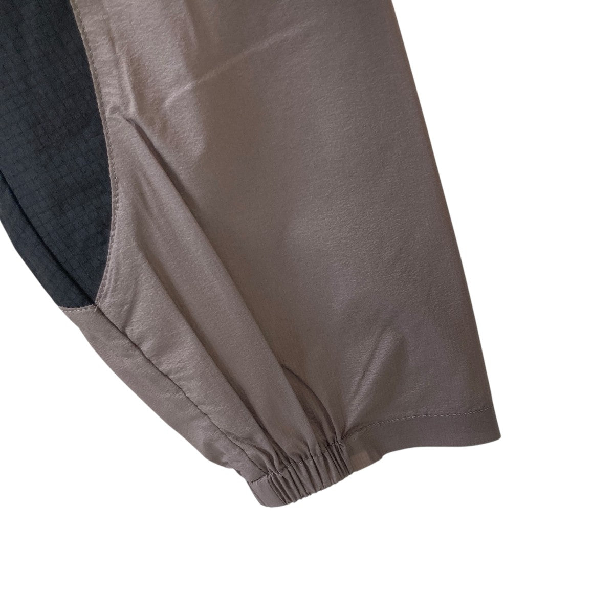 ULTRA LIGHT WEIGHT HALF ZIP PISTEハーフジップ プルオーバートップスFCRB-250044