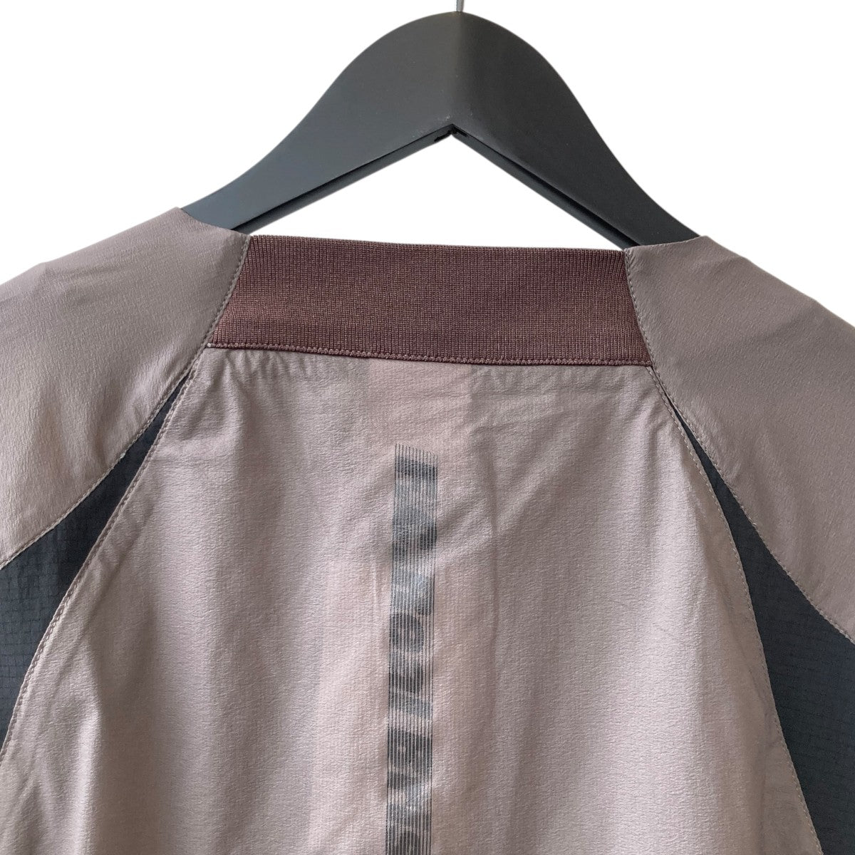 ULTRA LIGHT WEIGHT HALF ZIP PISTEハーフジップ プルオーバートップスFCRB-250044