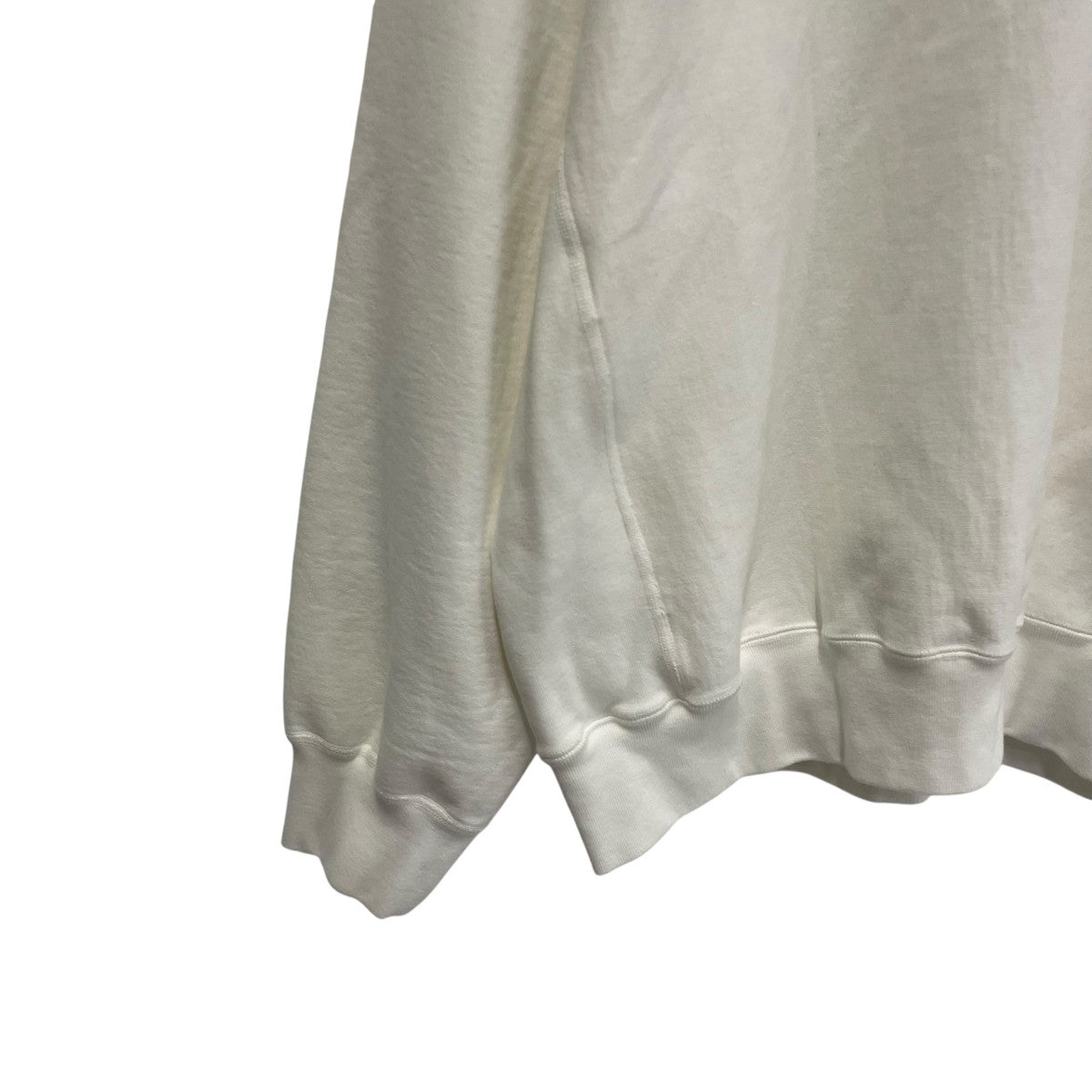 Supreme(シュプリーム) 25SSWashed Box Logo Crewneckトレーナー