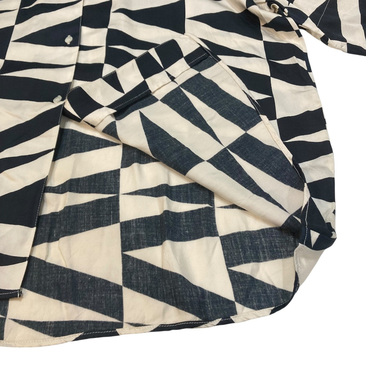 anuke Geometric Satin Shirts半袖シャツ62410411 古着・中古-5枚目のアイテム画像