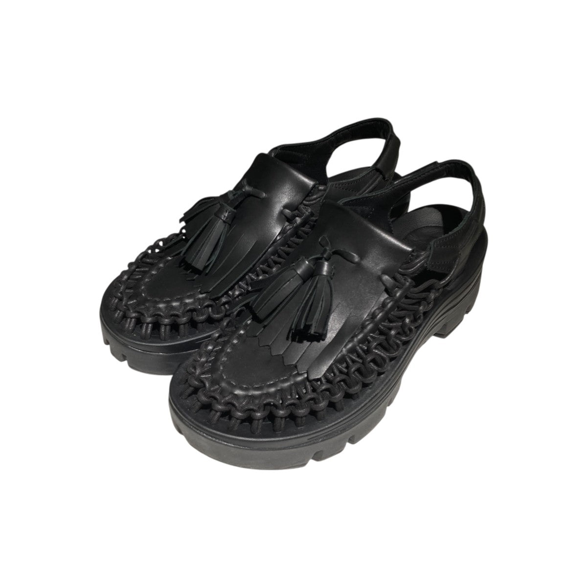 UNEEK TASSEL PFMサンダル1029879