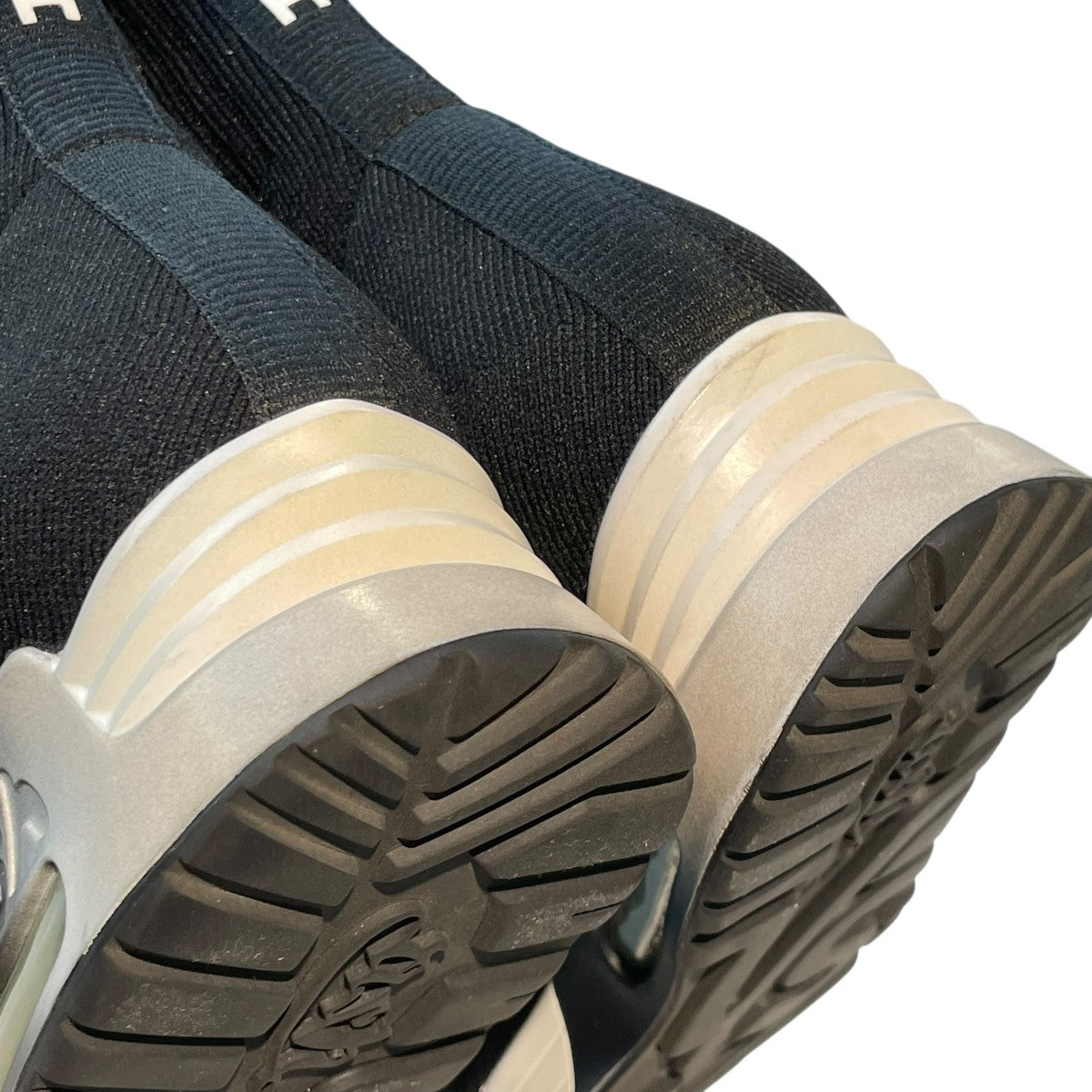 ソックスシューズ