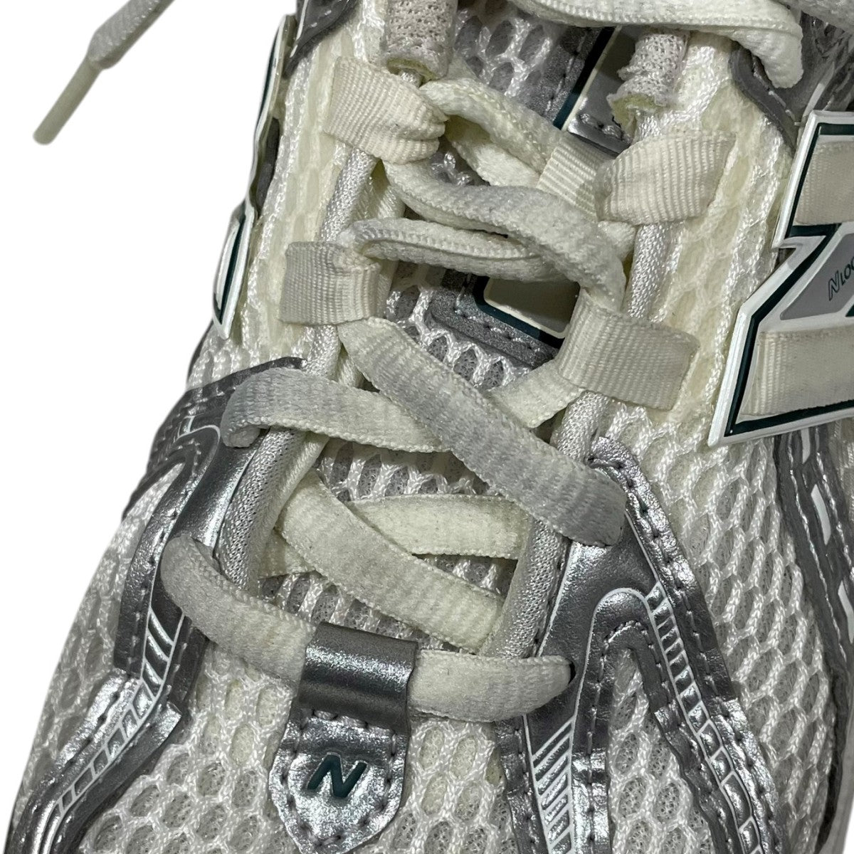 スニーカー M1906REE