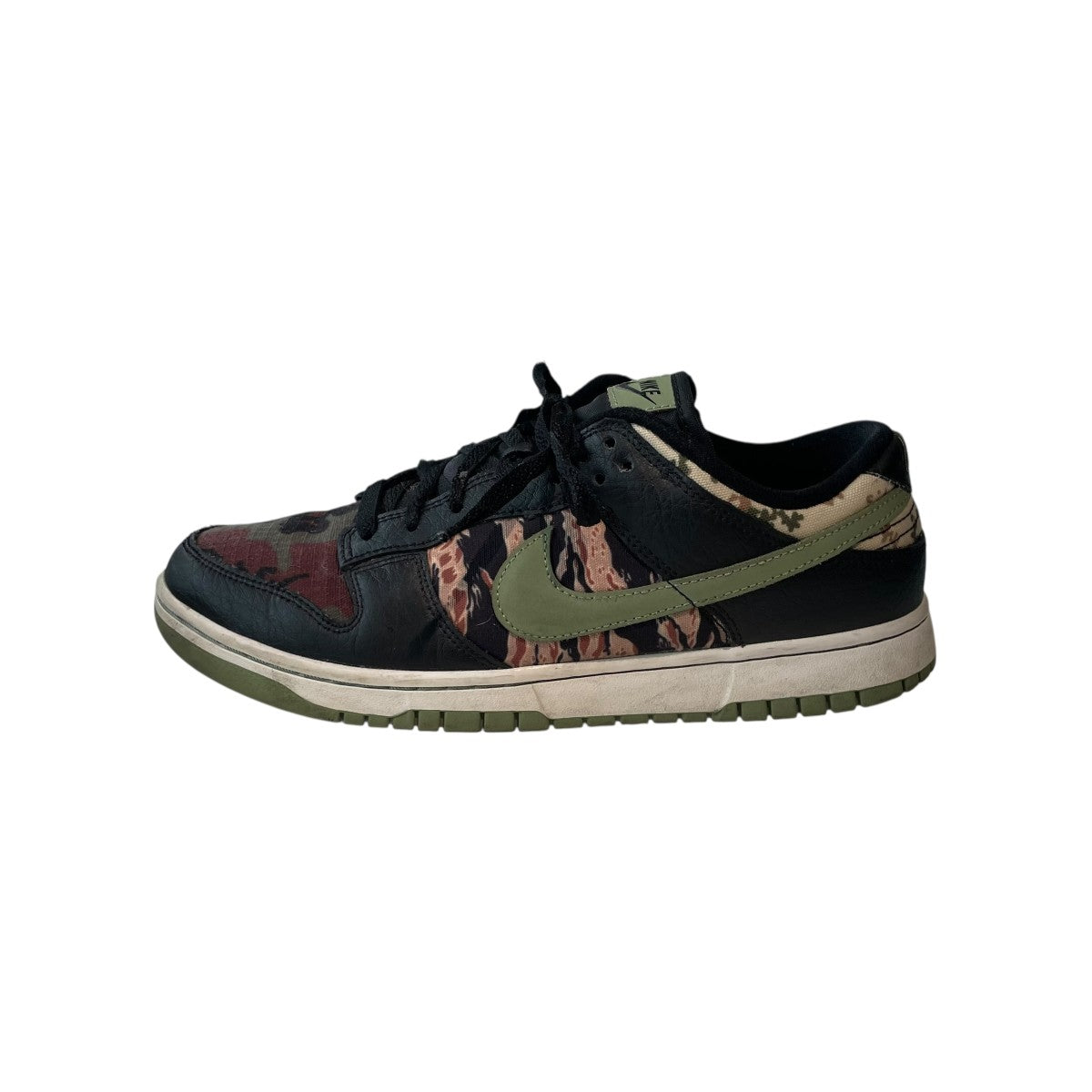 NIKE DUNK LOW SE BLACK MULTI CAMOローカットスニーカーDH0957-001 古着・中古-2枚目のアイテム画像