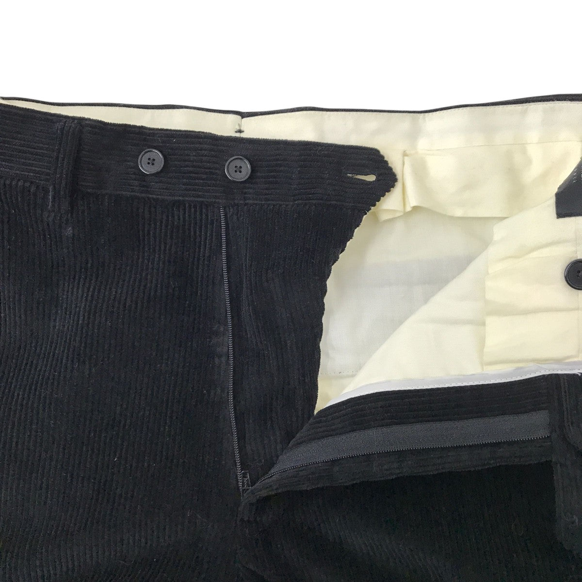 コーデュロイパンツ