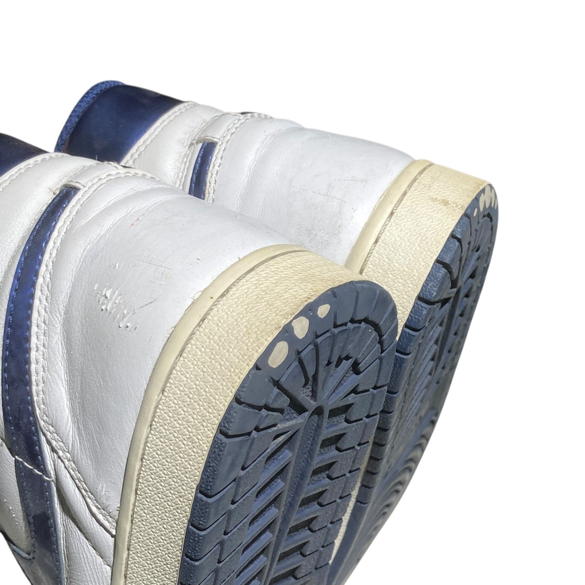 Air Jordan 1 Retro High Metallic Navyハイカットスニーカー555088-106