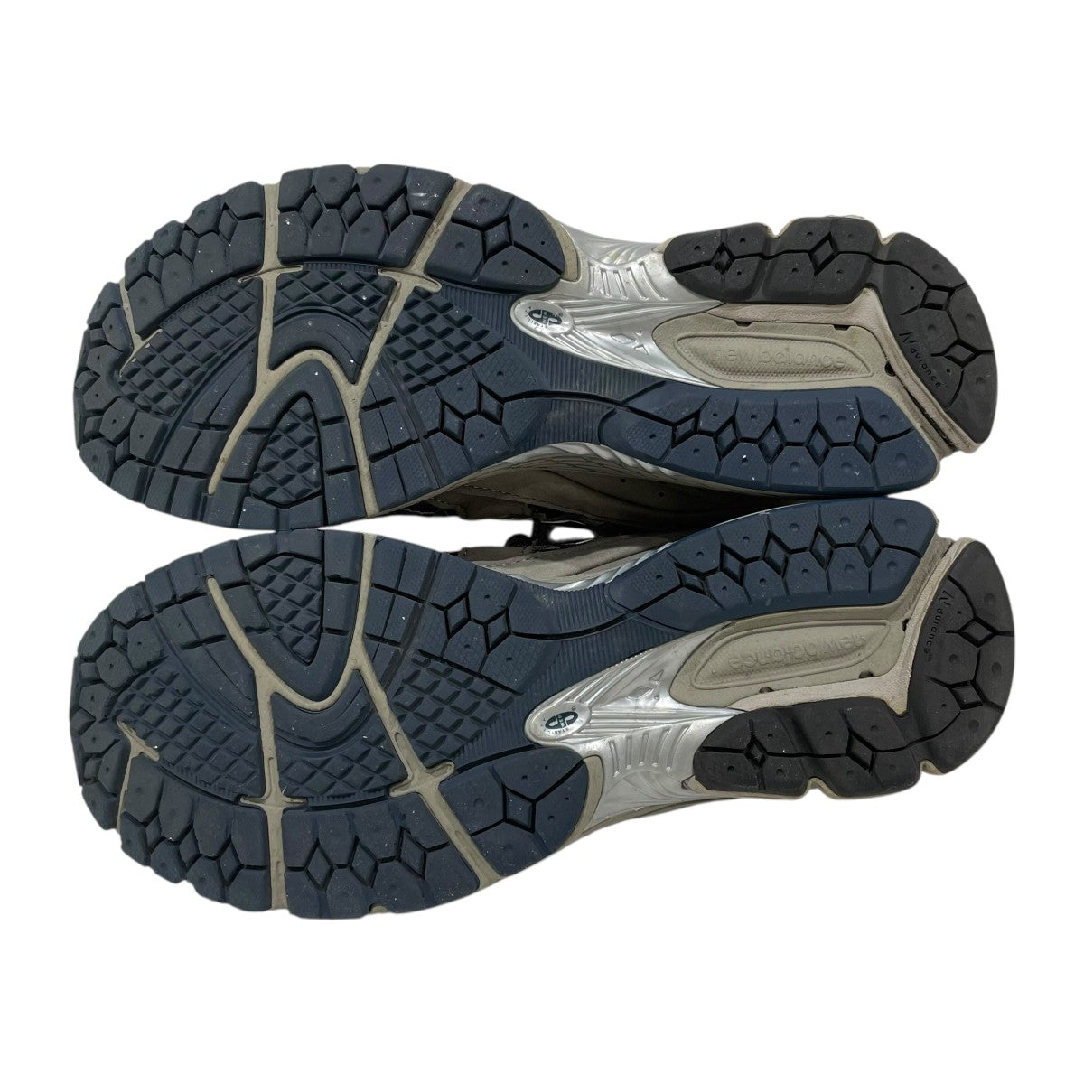 スニーカー ML2002RA