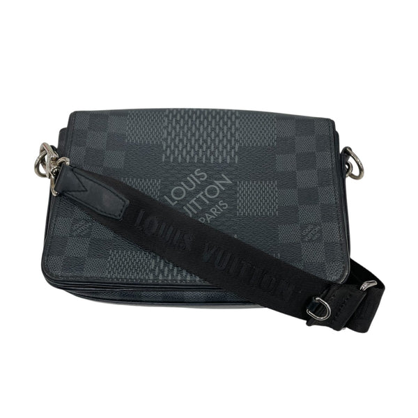ルイ・ヴィトンのダミエ・グラフィット ステュディオ・メッセンジャーバッグ LOUIS VUITTON(ルイヴィトン) ダミエ グラフィット ステュディオ