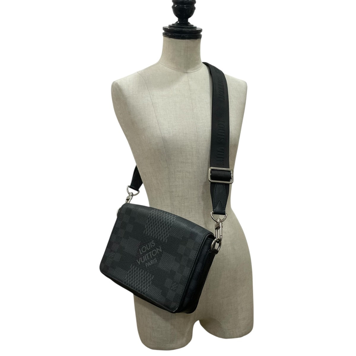 LOUIS VUITTON(ルイヴィトン) ダミエ グラフィット ステュディオ