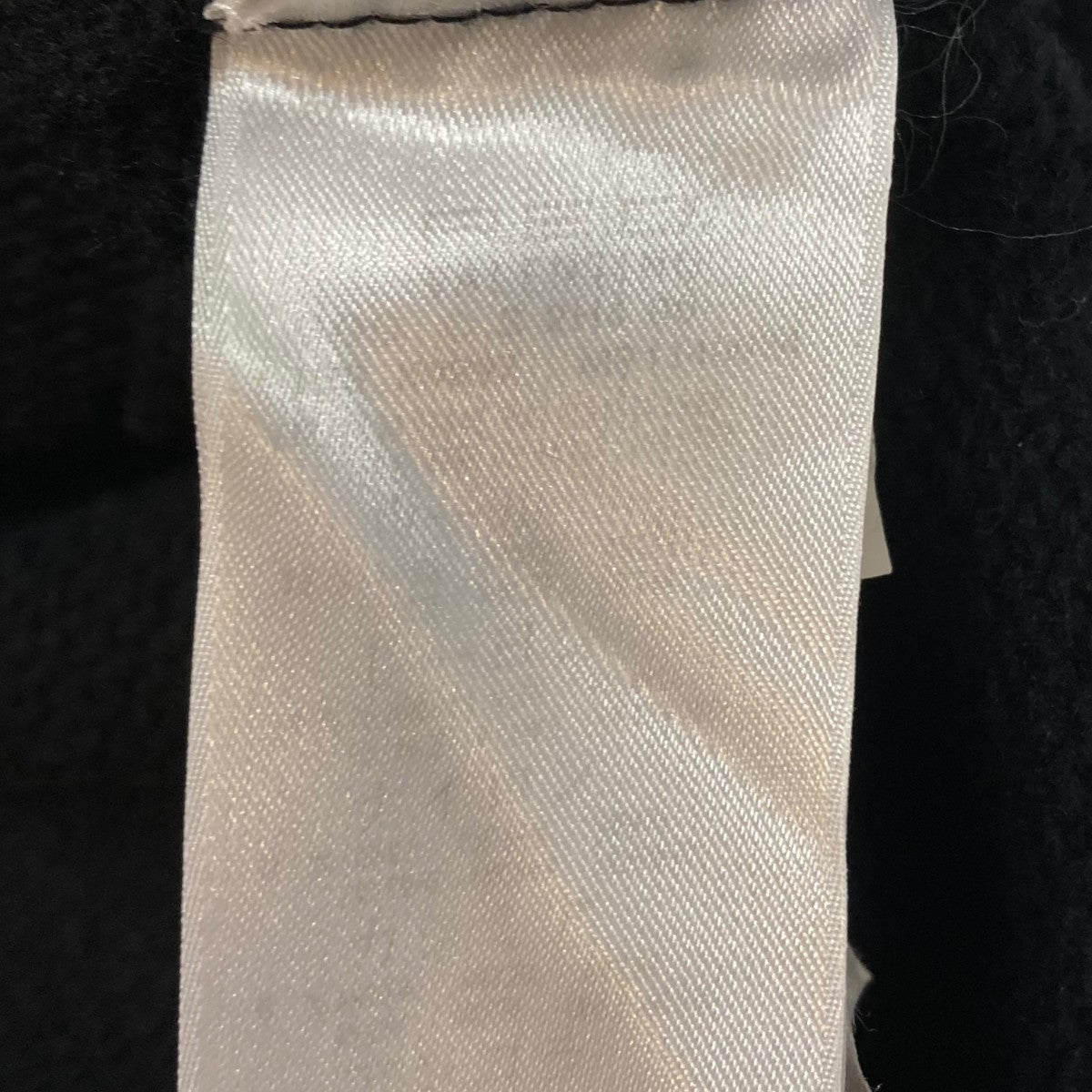 ニットカーディガン