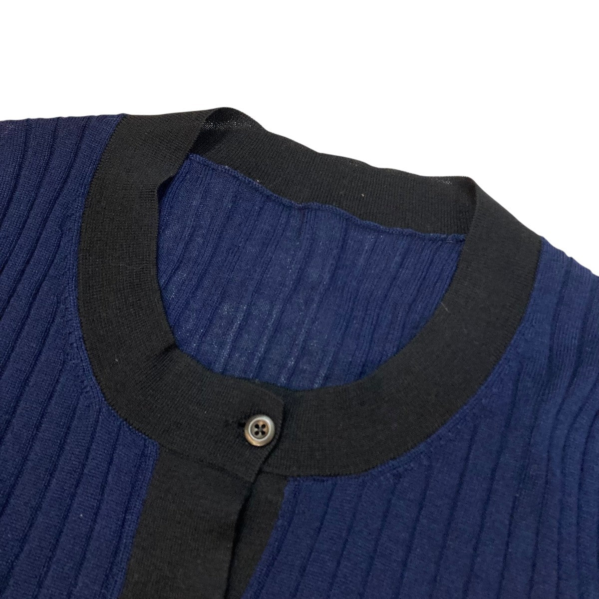 ニットカーディガン